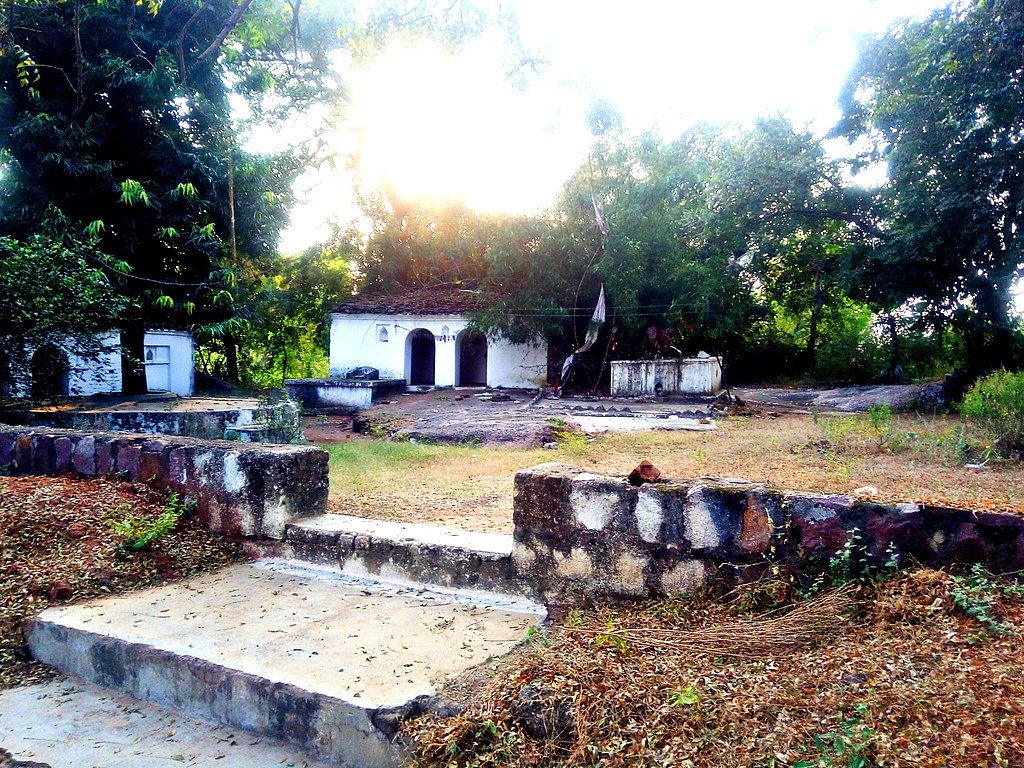 Gond Baba temple in khajwa